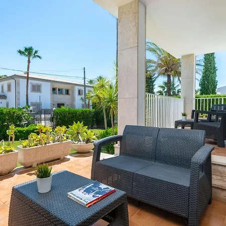 Llorens Villa *